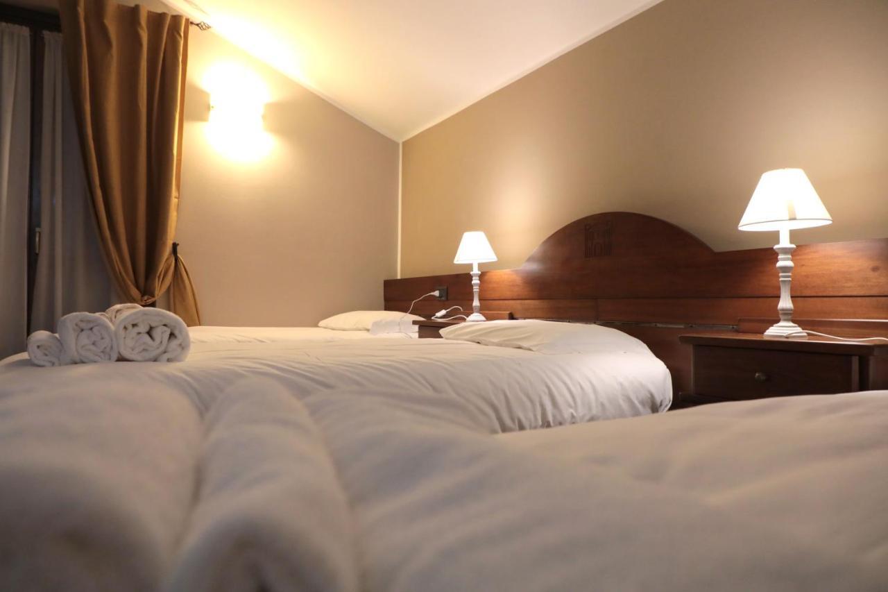Hotel Ristorante Chateau Aymavilles Bagian luar foto